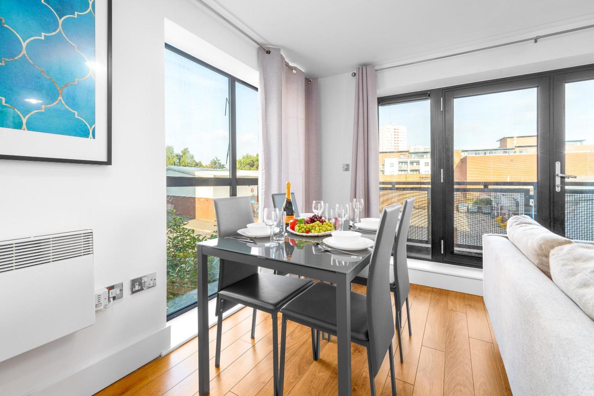 Stylish Birmingham City Centre - 2 Bed - Secure Parking - 5Ac Exteriér fotografie
